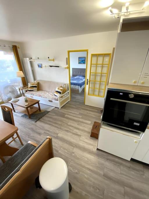Logement Cosy, Situe Entre Ciel Et Mer Vence Exterior foto