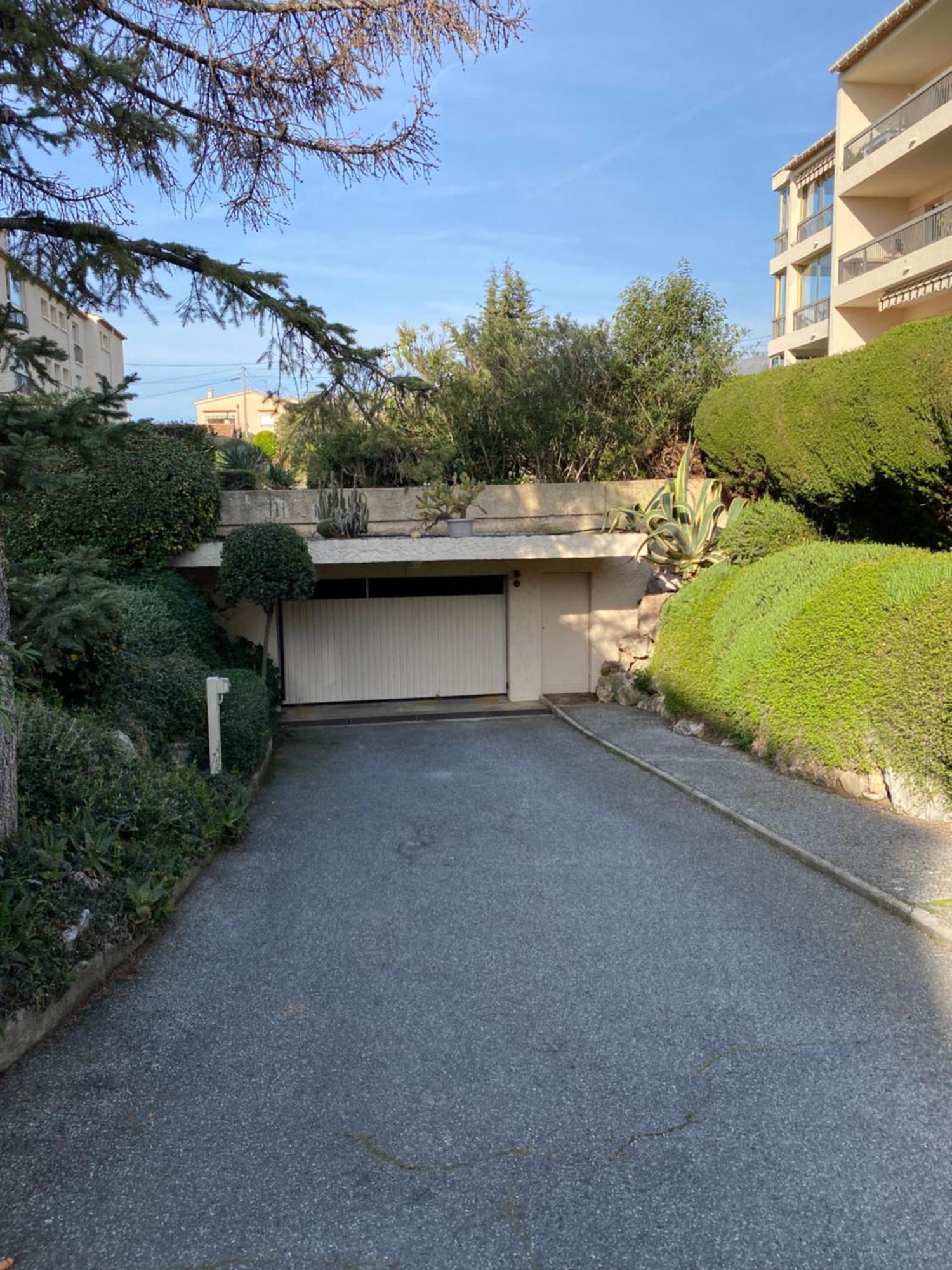Logement Cosy, Situe Entre Ciel Et Mer Vence Exterior foto